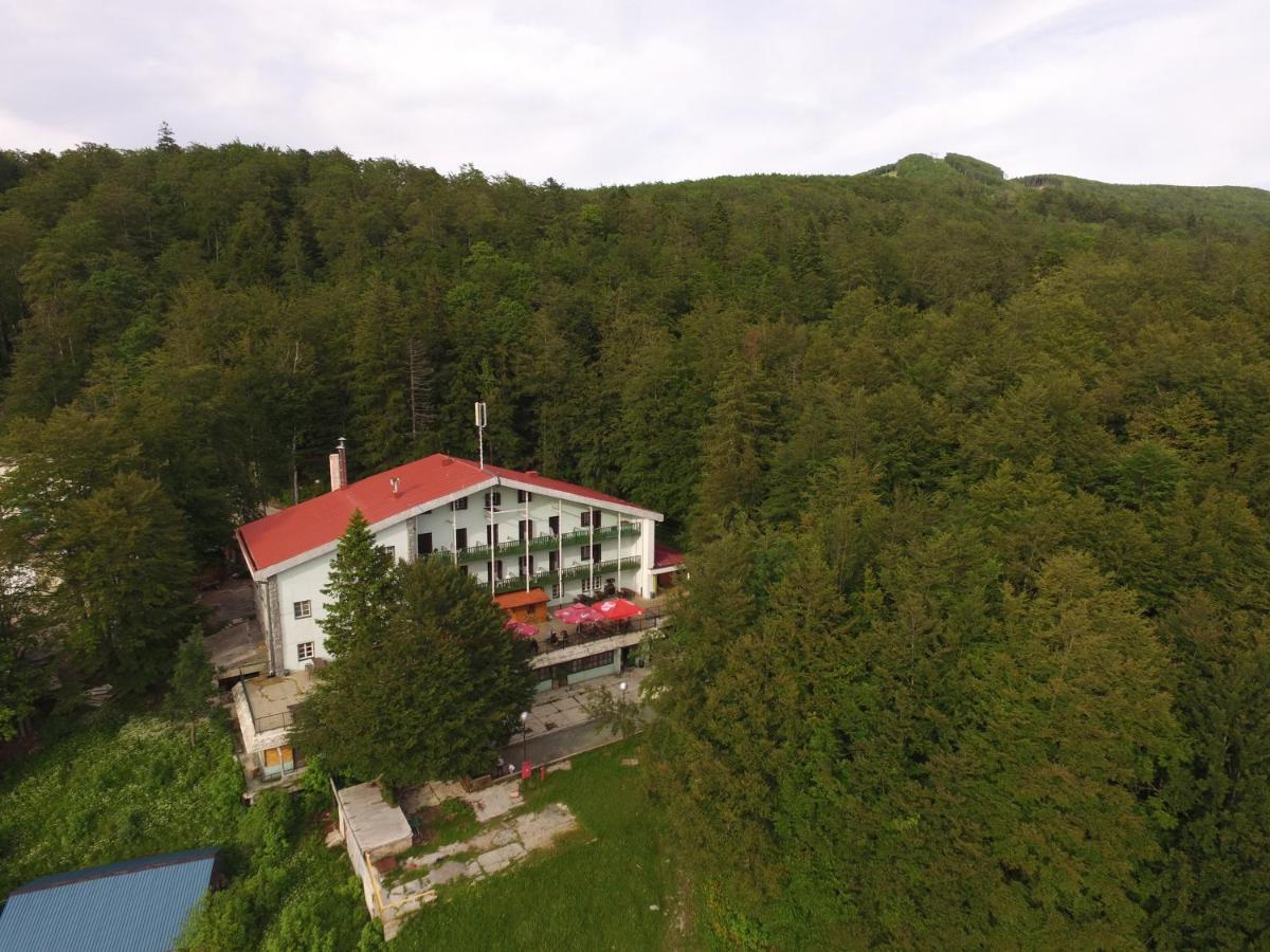 Great Mountain B&B Platak Экстерьер фото